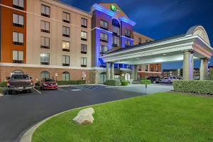 Holiday Inn Express & Suites Lebanon-Nashville Area, an IHG Hotel image
