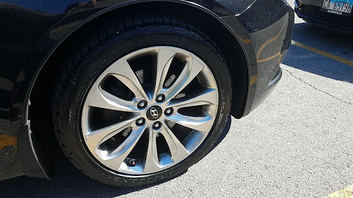 Tire Shop «Firestone Complete Auto Care», reviews and photos, 401 S Lincolnway St, North Aurora, IL 60542, USA