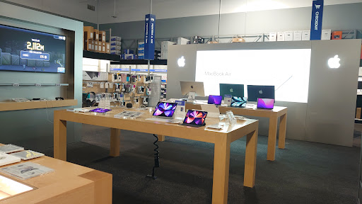 Electronics Store «Best Buy», reviews and photos, 1620 W Osceola Pkwy, Kissimmee, FL 34741, USA