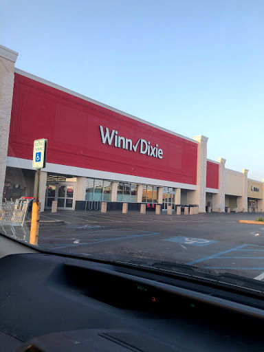 Grocery Store «Winn-Dixie», reviews and photos, 1515 Bienville Blvd, Ocean Springs, MS 39564, USA