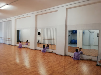A. S. D. Studio Danza Montegiordano di Maricarmen Suriano Corso della Vittoria, 134, 87070 Montegiordano CS, Italia