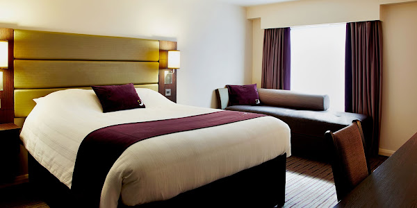 Premier Inn Chesterfield Town Centre hotel