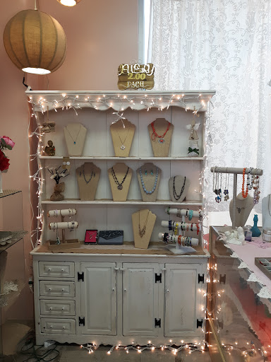 Thrift Store «Palmetto Thrift Store», reviews and photos, 4068 Fernandina Rd, Columbia, SC 29212, USA