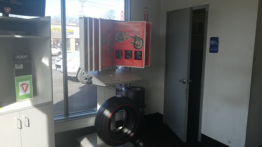 Tire Shop «Firestone Complete Auto Care», reviews and photos, 3540 Boston Rd, Bronx, NY 10469, USA