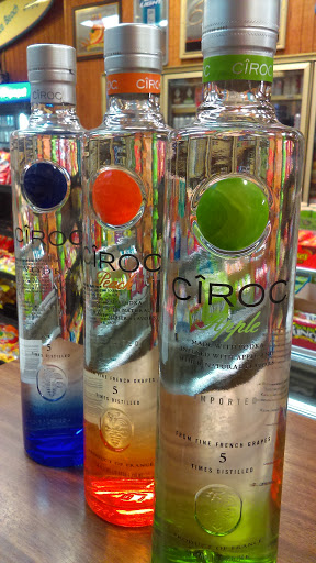 Liquor Store «Trading Post Liquor Store», reviews and photos, 1313 Main St, Venice, CA 90291, USA