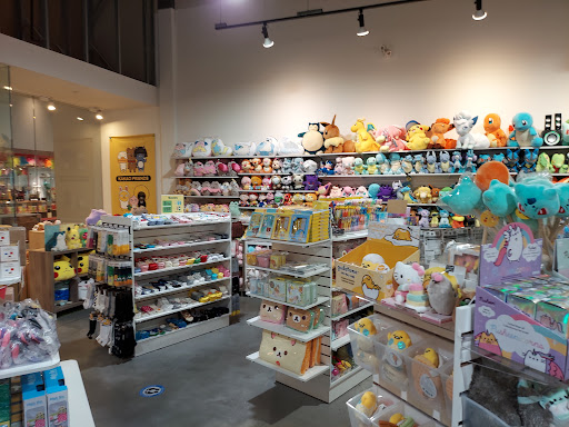TREEHOUSE TOYS Premium Outlet Collection Mall