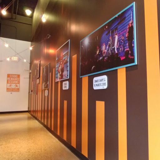 Commercial Printer «Brilliant DPI», reviews and photos, 6651 N Sidney Pl, Milwaukee, WI 53209, USA