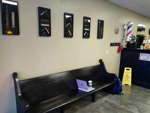 Barber Shop «Mr. Ray’s Barber Shop», reviews and photos, 445 FL-13, Fruit Cove, FL 32259, USA