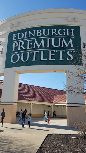 Shopping Mall «Edinburgh Premium Outlets», reviews and photos, 11622 NE Executive Dr, Edinburgh, IN 46124, USA