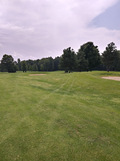 Golf Course «Richmond Forest Golf Course», reviews and photos, 33300 32 mile Road, Lenox, MI 48050, USA