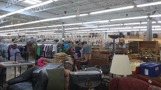 Thrift Store «Valley Thrift Store», reviews and photos, 9840 Reading Rd, Cincinnati, OH 45241, USA