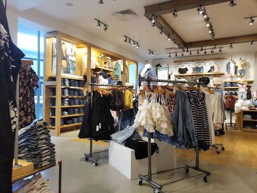 American Eagle Store