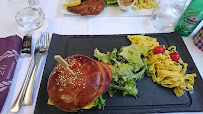 Hamburger du Restaurant casher Restaurant Le 26 à Grenoble - n°2