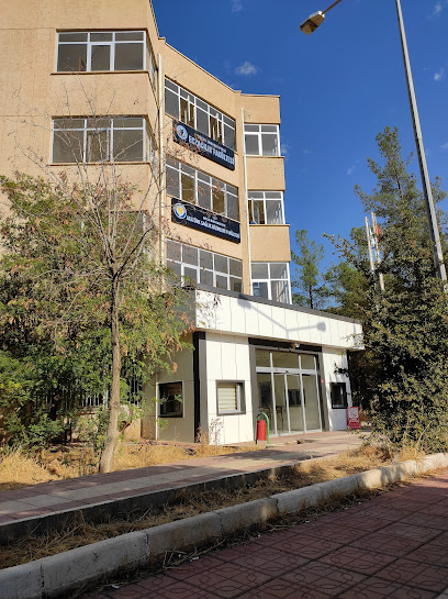 Dicle Üniversitesi Sağlık Yüksekokulu