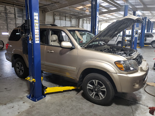 Auto Repair Shop «Suwanee Auto Repair», reviews and photos, 3600 Lawrenceville-Suwanee Rd, Suwanee, GA 30024, USA