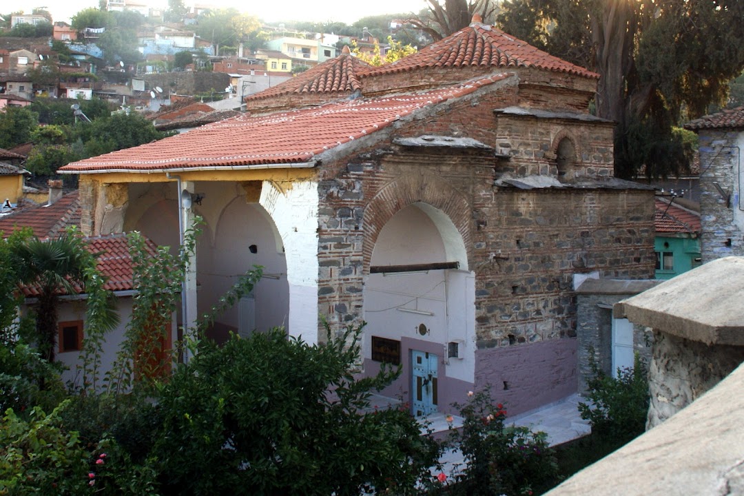 Nesliah Zade Hasan elebi Camii