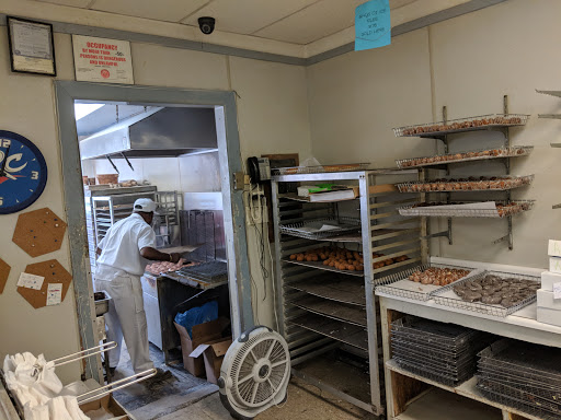 Donut Shop «Old Fashioned Donuts», reviews and photos, 11248 S Michigan Ave, Chicago, IL 60628, USA