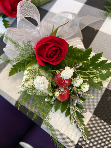 Florist «The Finishing Touch Florist», reviews and photos, 215 Kings Hwy #101, Fredericksburg, VA 22405, USA