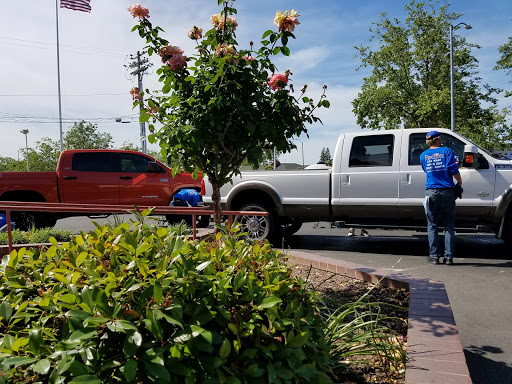 Car Wash «Pavilion Car Wash, Quick Lube & Detail Center», reviews and photos, 2334 Fair Oaks Blvd, Sacramento, CA 95825, USA