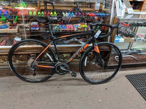 Bicycle Store «ADT Bike & Skate Shop (Arc De Triomphe Inc)», reviews and photos, 114-01 Jamaica Ave, Richmond Hill, NY 11418, USA