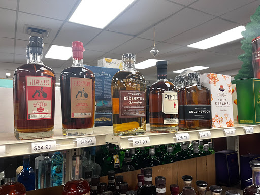 Liquor Store «M & R Liquors», reviews and photos, 2773 Main St, Glastonbury, CT 06033, USA