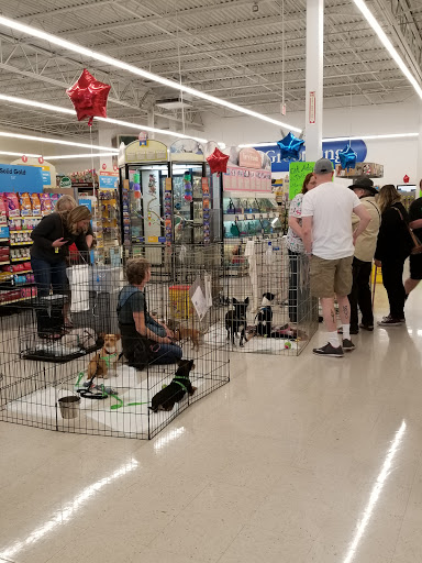 Pet Supply Store «PetSmart», reviews and photos, 8315 SW Jack Burns Blvd, Wilsonville, OR 97070, USA