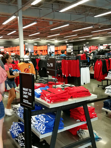 Clothing Store «Nike Factory Store», reviews and photos, 2350 Grand Cypress Dr #350, Wesley Chapel, FL 33544, USA