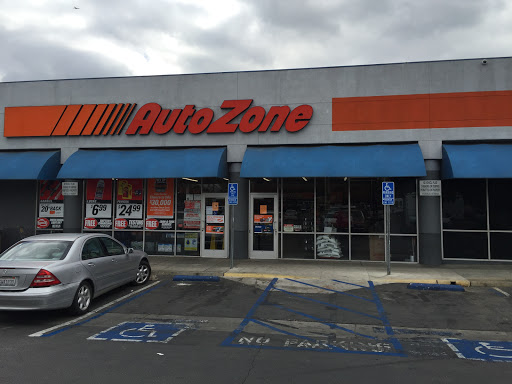 Auto Parts Store «AutoZone», reviews and photos, 16500 Sherman Way, Van Nuys, CA 91406, USA