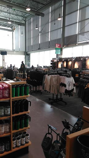 Book Store «Barnes & Noble», reviews and photos, 82 W Warren Ave, Detroit, MI 48202, USA