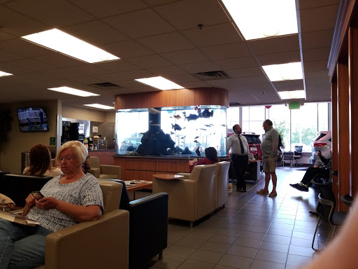 Toyota Dealer «Maplewood Toyota», reviews and photos, 2873 Maplewood Dr, Maplewood, MN 55109, USA