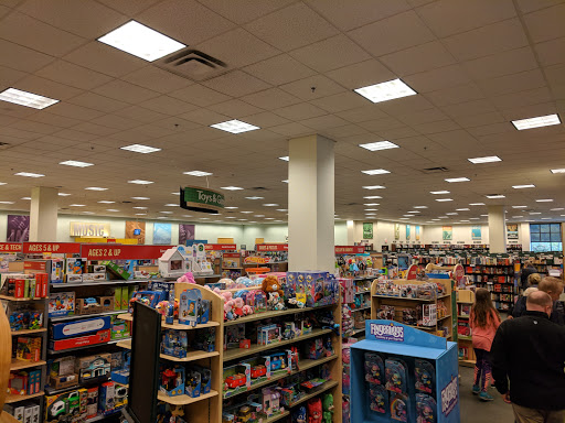 Book Store «Barnes & Noble», reviews and photos, 20600 N Rand Rd, Deer Park, IL 60010, USA
