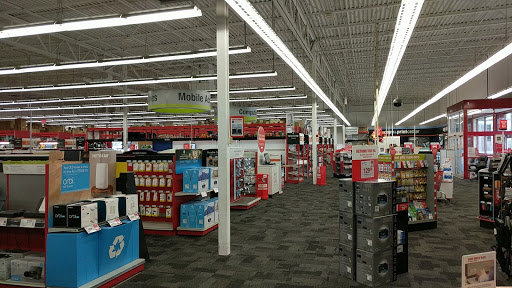 Office Supply Store «Staples», reviews and photos, 75 Laconia Rd, Tilton, NH 03276, USA