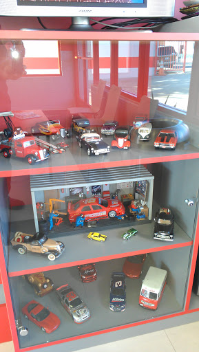 Auto Repair Shop «Foothill Smog & Auto Repair», reviews and photos, 2220 E Foothill Blvd, Pasadena, CA 91107, USA