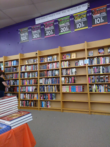 Used Book Store «Used Book Superstore», reviews and photos, 256 Cambridge St, Burlington, MA 01803, USA