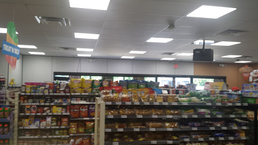 Convenience Store «7-Eleven», reviews and photos, 10508 Leesburg Pike, Vienna, VA 22182, USA