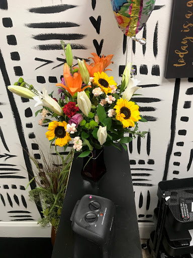 Florist «Artistic East Orlando Florist», reviews and photos, 9906 E Colonial Dr, Orlando, FL 32817, USA