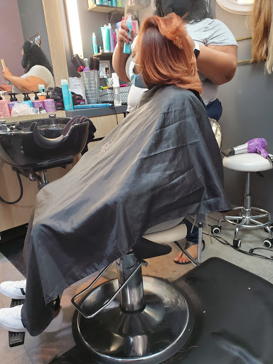 Hair Salon «Salon Lofts Heritage Place», reviews and photos, 12511 Olive Blvd, Creve Coeur, MO 63141, USA