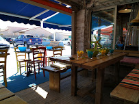 Atmosphère du Restaurant de fruits de mer Chez Cul d'Oursin à Leucate - n°13