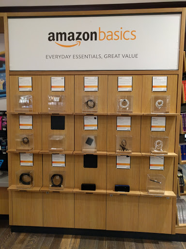 Book Store «Amazon Books», reviews and photos, 9585 SW Washington Square Rd, Portland, OR 97223, USA