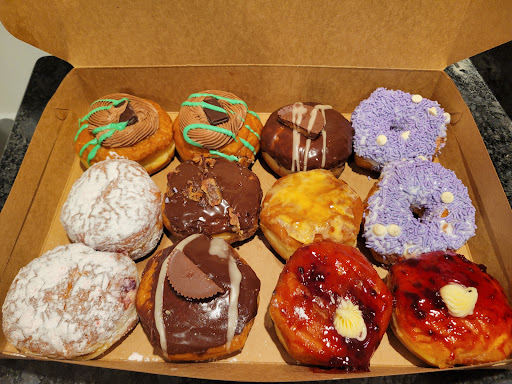 Donut Shop «Wake N Bake Donuts - Carolina Beach», reviews and photos, 1401 N Lake Park Blvd Suite 46, Carolina Beach, NC 28428, USA