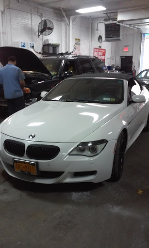 Auto Repair Shop «LS Auto Body & Repair Shop LLC», reviews and photos, 725 Van Sinderen Ave, Brooklyn, NY 11207, USA