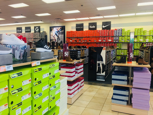 Shoe Store «Rack Room Shoes», reviews and photos, 3017 Market Center Drive, Morrisville, NC 27560, USA