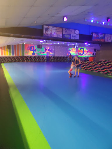 Roller Skating Rink «Skate Estate», reviews and photos, 3401 Vestal Rd, Vestal, NY 13850, USA