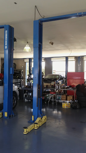 Tire Shop «Raine Tire & Auto», reviews and photos, 501 S Duncan Dr, Tavares, FL 32778, USA