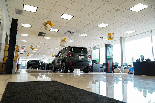 Car Dealer «Byers Chrysler Jeep Dodge Ram», reviews and photos, 465 S Hamilton Rd, Columbus, OH 43213, USA