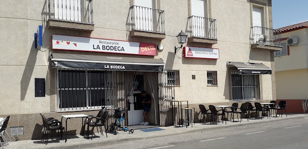 La Bodega Restaurante Carr. de Zafra, 87, 06175 Salvatierra de los Barros, Badajoz, España