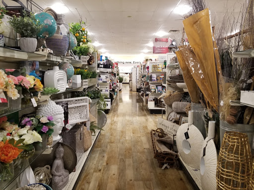 Home Goods Store «HomeGoods», reviews and photos, 500 Bushy Hill Rd, Simsbury, CT 06070, USA