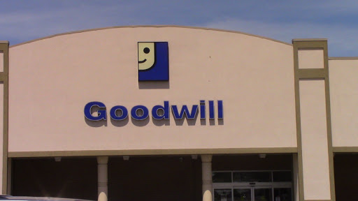 Thrift Store «Goodwill», reviews and photos