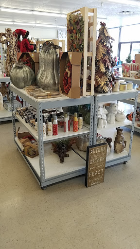 Home Goods Store «Tuesday Morning», reviews and photos, 6808 Huebner Rd, San Antonio, TX 78238, USA