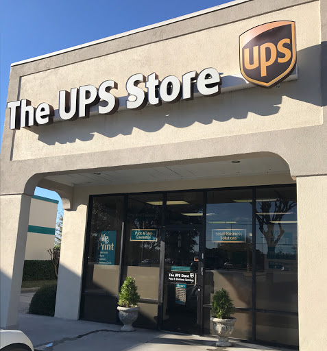 Shipping and Mailing Service «The UPS Store», reviews and photos, 139 Altama Connector, Brunswick, GA 31525, USA